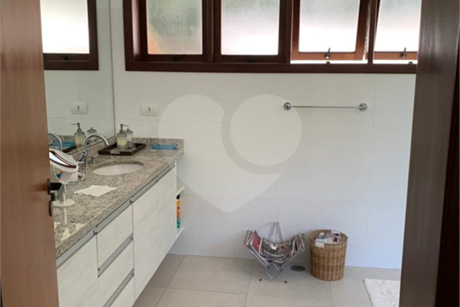 Casa à venda com 3 suítes no condomínio Parque Imperial da Cantareira, Mairiporã - SP