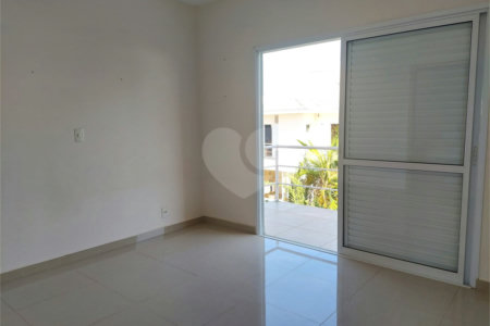 Casa à venda com 3 suítes no condomínio Villaggio Di Napoli Valinhos, Valinhos - SP