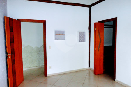 Casa à venda com 4 suítes no condomínio Estância Marambaia, Vinhedo - SP