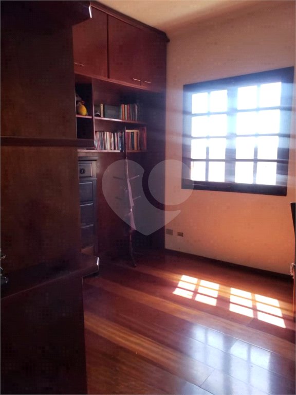 Sobrado à venda com 3 quartos, sendo 1 suíte, em Tremembé, São Paulo, SP