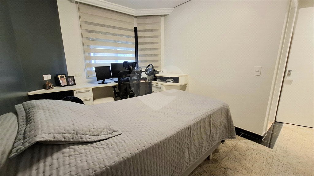 Apartamento à venda com 3 suítes em Santana, São Paulo, SP