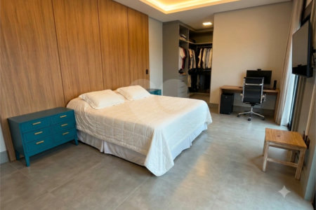 Casa à venda com 4 suítes no condomínio Florais da Mata, Várzea Grande - MT