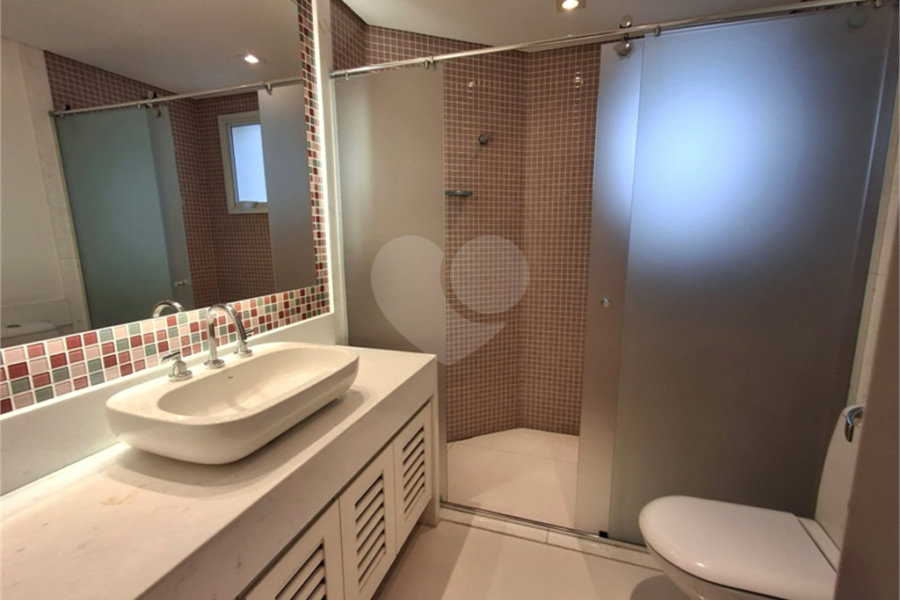 Apartamento à venda com 4 quartos, sendo 3 suítes, em Santana, São Paulo, SP