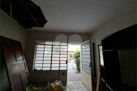 Casa à venda com 2 quartos, sendo 1 suíte, em Vila Galvão, Guarulhos, SP