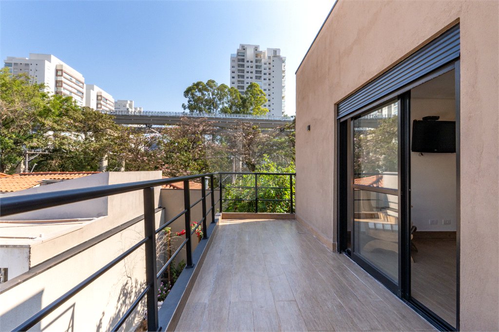 Casa de Vila à venda com 3 suítes em Brooklin Paulista, São Paulo, SP
