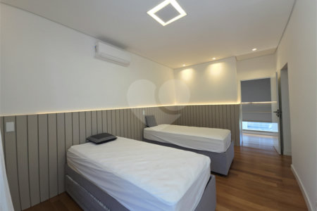 Casa à venda com 4 suítes no condomínio Fazenda Imperial, Sorocaba - SP