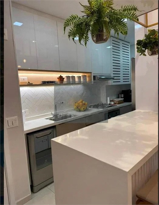Cobertura à venda com 3 quartos, sendo 1 suíte,  em Morumbi, São Paulo, SP