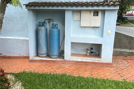 Casa para venda ou aluguel - Condomínio São Paulo II - Cotia.