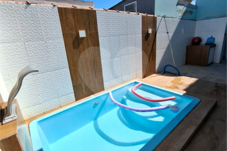 LINDA CASA LINEAR COM 2 QUARTOS, PISCINA E CAPTAÇÃO DE ENERGIA SOLAR