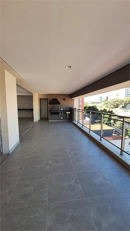 Apartamento à venda com 3 suítes em Vila Romana, São Paulo, SP