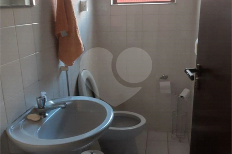 Sobrado à venda com 3 quartos, sendo 1 suíte, em Jardim Cachoeira, São Paulo, SP
