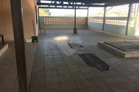 Casa à venda com 1 quarto, sendo 2 suítes, no Centro, Itaguaí, RJ