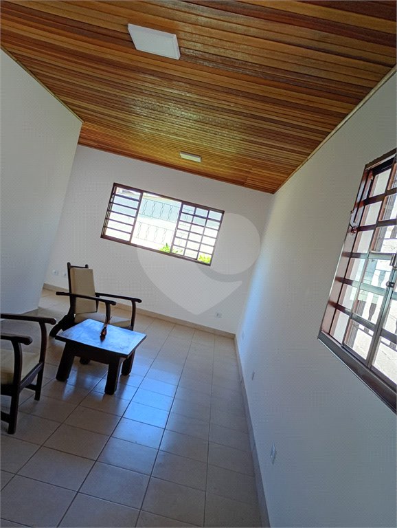 Casa Térrea à venda com 3 quartos em Guaxinduva, Atibaia, SP