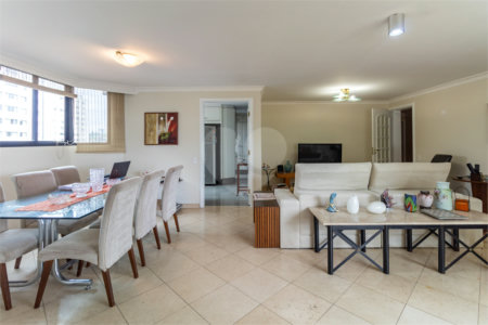 Apartamento à venda com 3 quartos, sendo 1 suíte, em Perdizes, São Paulo, SP
