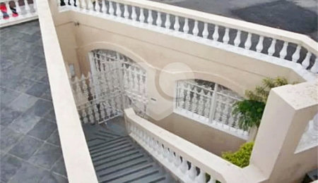 Sobrado à venda com 4 quartos em Santana, São Paulo, SP