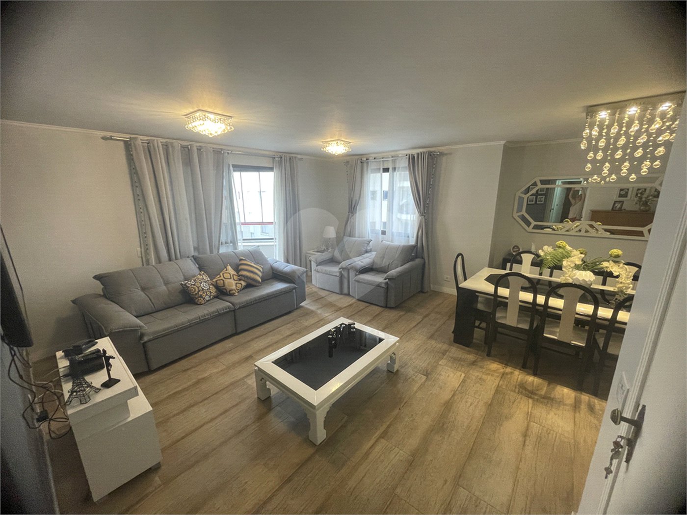 Apartamento à venda com 4 quartos, sendo 1 suíte,  em Santa Teresinha, São Paulo, SP