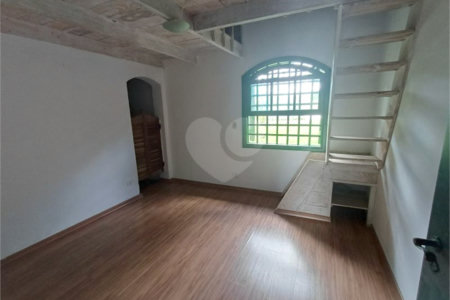 Chácara à venda com 3 quartos, sendo 1 suíte,  em Do Carmo (canguera), São Roque, SP