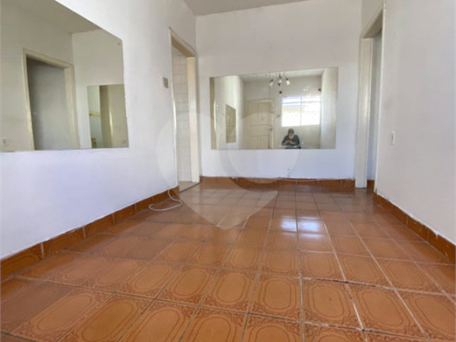 Casa à venda com 2 quartos em Santana, São Paulo, SP