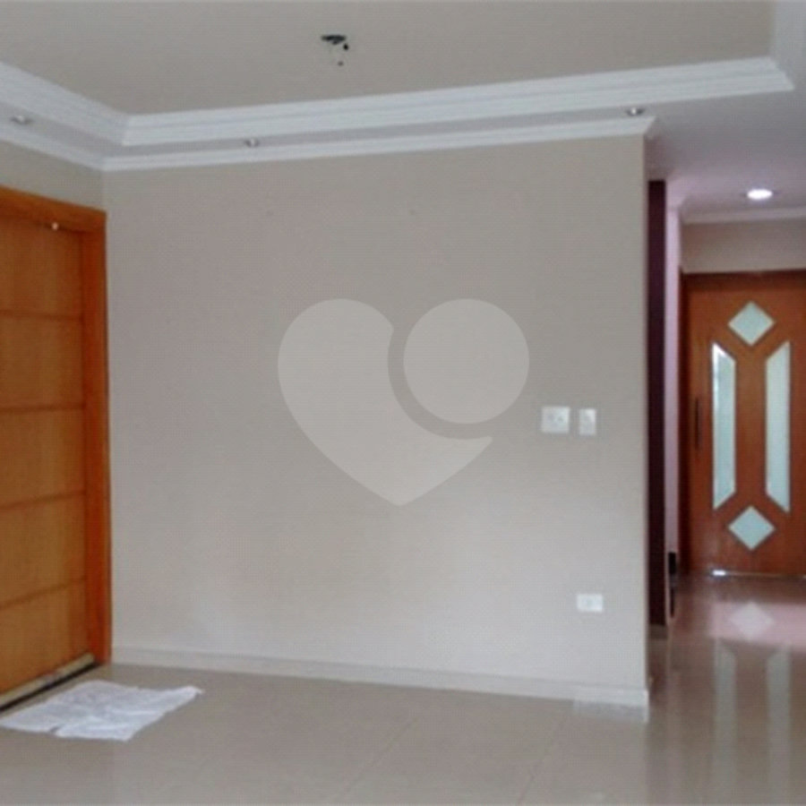 Sobrado à venda com 3 quartos, sendo 1 suíte, em Vila Antonina, São Paulo, SP