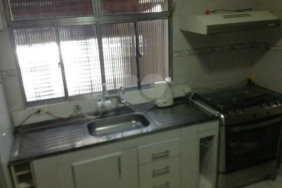 Sobrado à venda com 3 quartos, sendo 1 suíte, em Vila Nova Cachoeirinha, São Paulo, SP