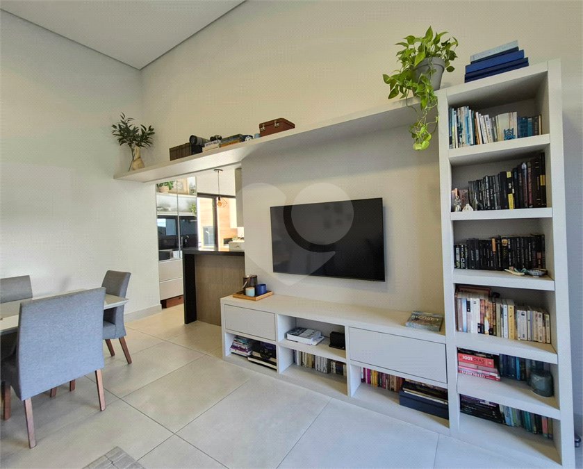 Casa à venda com 3 quartos, sendo 1 suíte,  no condomínio Mantova, Indaiatuba - SP