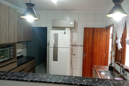 Casa à venda com 2 quartos, sendo 1 suíte,  em Jardim Cambuci, Mogi das Cruzes, SP