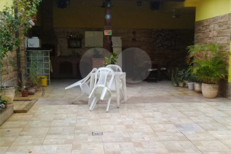 Casa Térrea à venda com 5 quartos, sendo 1 suíte, em Cosmos, Rio de Janeiro, RJ