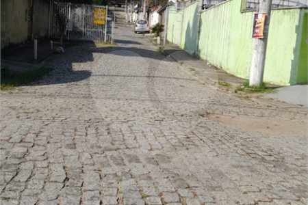 Casa à venda com 4 quartos em Campo Grande, Rio de Janeiro, RJ