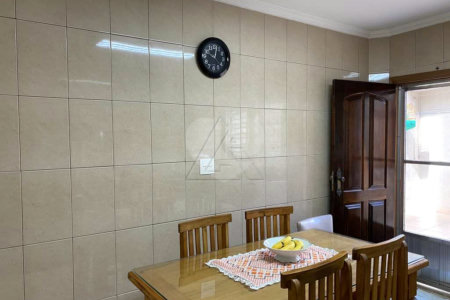 Sobrado à venda com 3 quartos, sendo 1 suíte, em Vila Sônia, São Paulo, SP