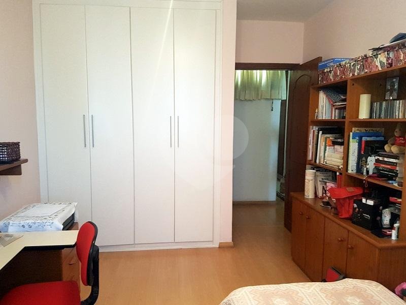 Apartamento à venda com 3 quartos, sendo 1 suíte, em Bom Retiro, São Paulo, SP