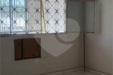 Sobrado para alugar com 2 quartos em Campo Grande, Rio de Janeiro, RJ