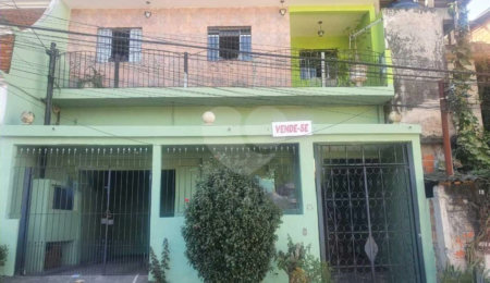 Casa de Vila à venda com 3 quartos em Jardim São Roque, São Paulo, SP