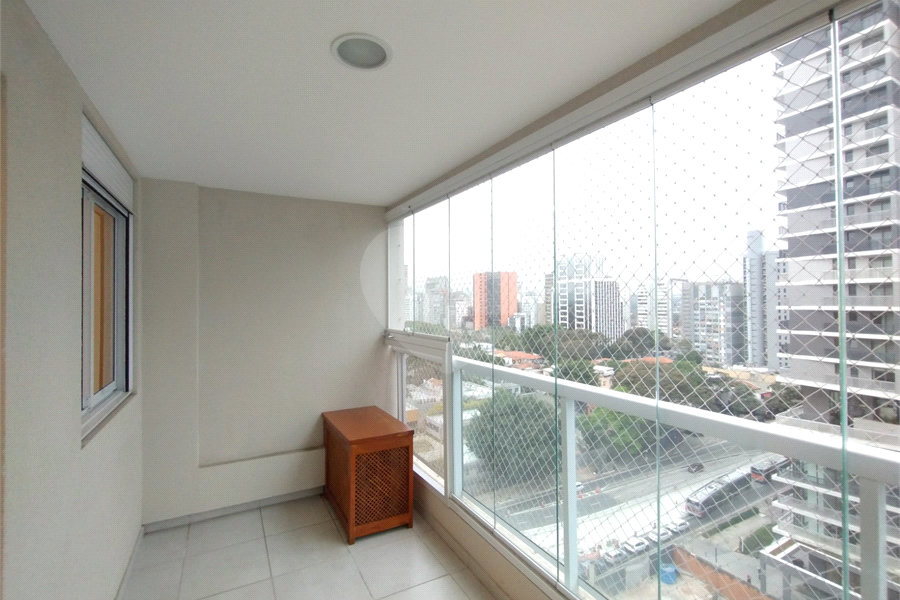 Apartamento para alugar com 2 quartos, sendo 1 suíte, em Jardim Europa, São Paulo, SP
