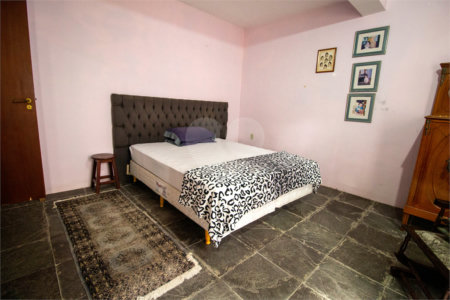 Chácara à venda com 4 quartos, sendo 2 suítes, em Vila Santa Rita, São Roque, SP