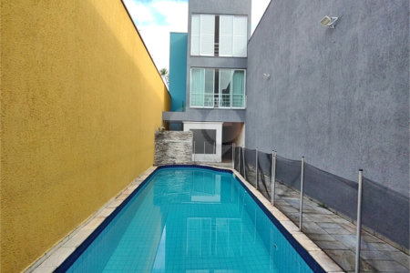 Casa à venda com 3 quartos, sendo 2 suítes, em Vila Gustavo, São Paulo, SP
