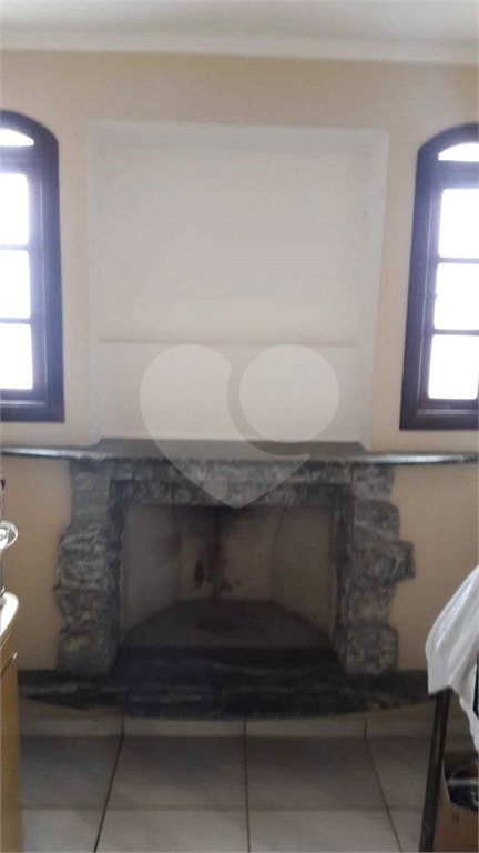 Casa à venda com 4 quartos, sendo 1 suíte, em Vila Santa Terezinha, Várzea Paulista, SP