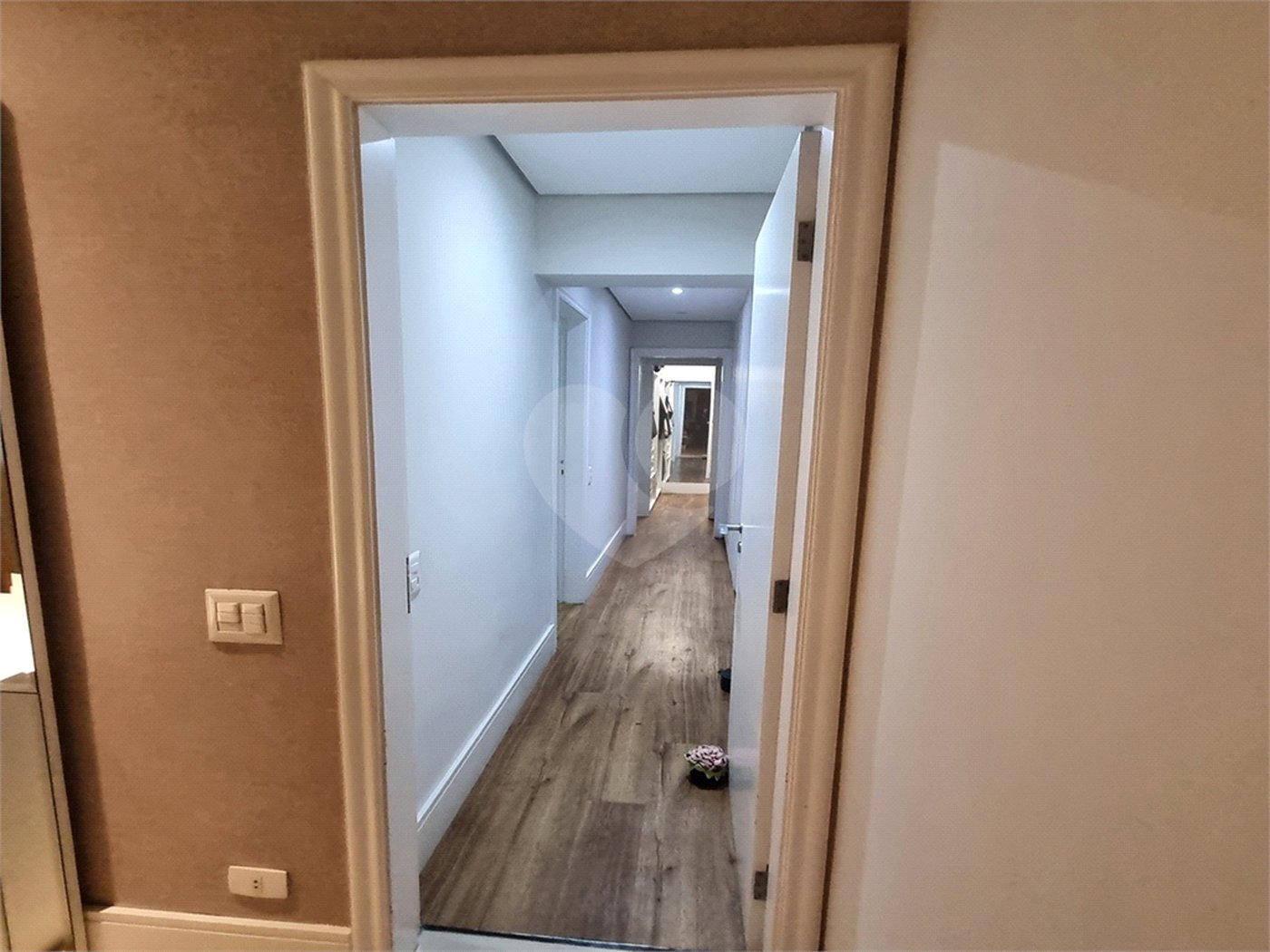 Apartamento à venda com 3 suítes em Santana, São Paulo, SP