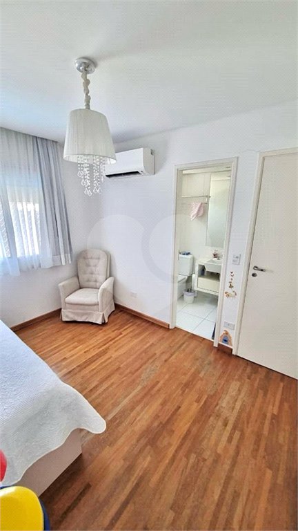 Apartamento à venda com 3 suítes em Vila Romana, São Paulo, SP