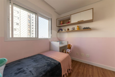 Apartamento à venda com 3 quartos, sendo 1 suíte,  em Alto da Lapa, São Paulo, SP