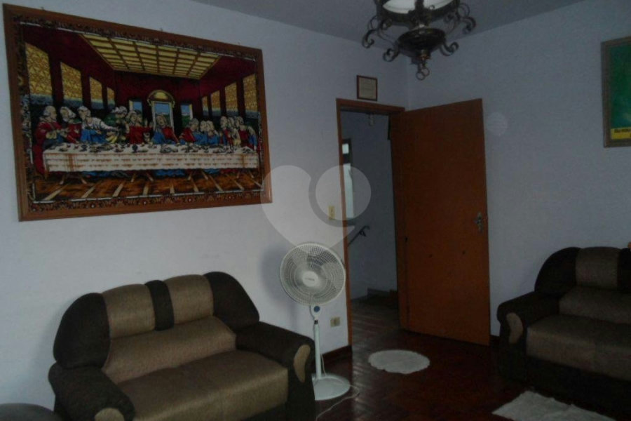 Sobrado à venda com 3 quartos, sendo 1 suíte, em Tremembé, São Paulo, SP