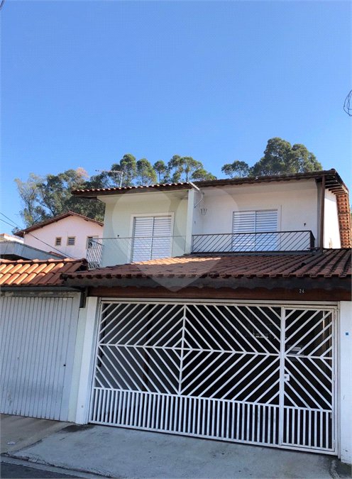Sobrado à venda com 3 quartos, sendo 1 suíte,  em Vila Mazzei, São Paulo, SP