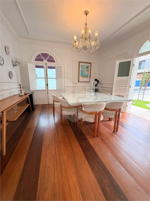 Casa Térrea à venda com 4 suítes em Anchieta, São Bernardo do Campo, SP
