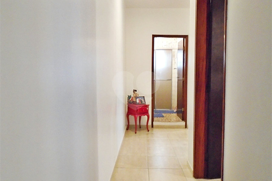 Casa à venda com 3 quartos, sendo 1 suíte, no condomínio Praça Doutor José Augusto César,8, São Paulo - SP