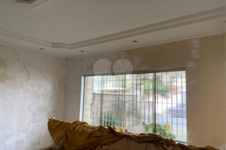 Casa à venda com 5 quartos, sendo 3 suítes, em Vila Rosália, Guarulhos, SP