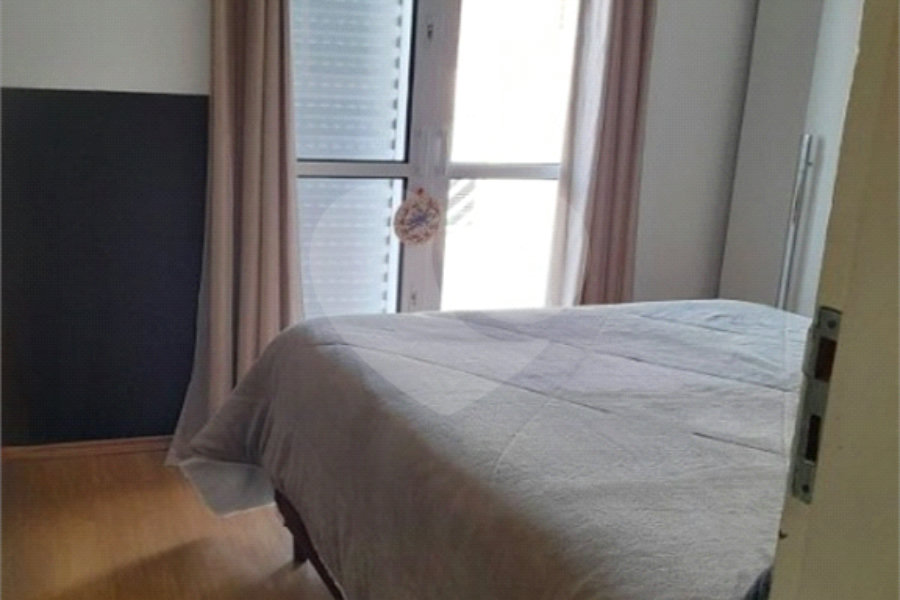 Sobrado à venda com 2 quartos em Chora Menino, São Paulo, SP