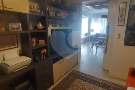 Apartamento à venda com 3 suítes em Copacabana, Rio de Janeiro, RJ