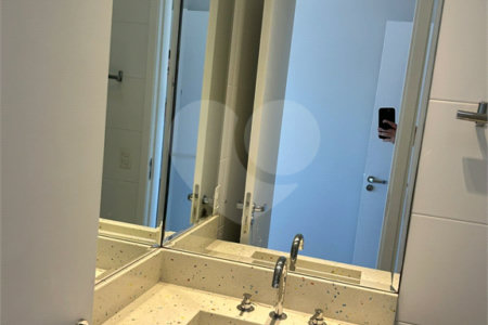 Apartamento à venda com 2 suítes em Vila Lúcia Elvira, São Paulo, SP