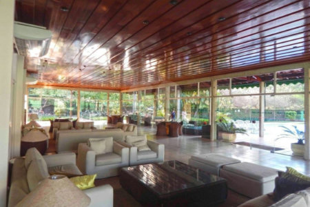 Apartamento à venda com 4 suítes em Jardim Marajoara, São Paulo, SP
