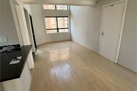 Apartamento à venda ou para alugar com 1 suíte em Vila Suzana, São Paulo, SP