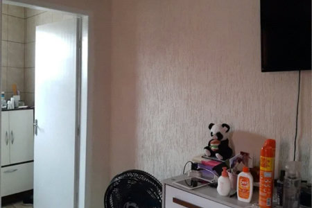 Casa à venda com 4 quartos, sendo 1 suíte, em Jardim das Palmas, São Paulo, SP